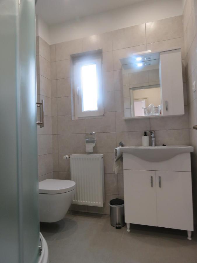 Sani Apartments Sveti Kriz Zacretje ภายนอก รูปภาพ